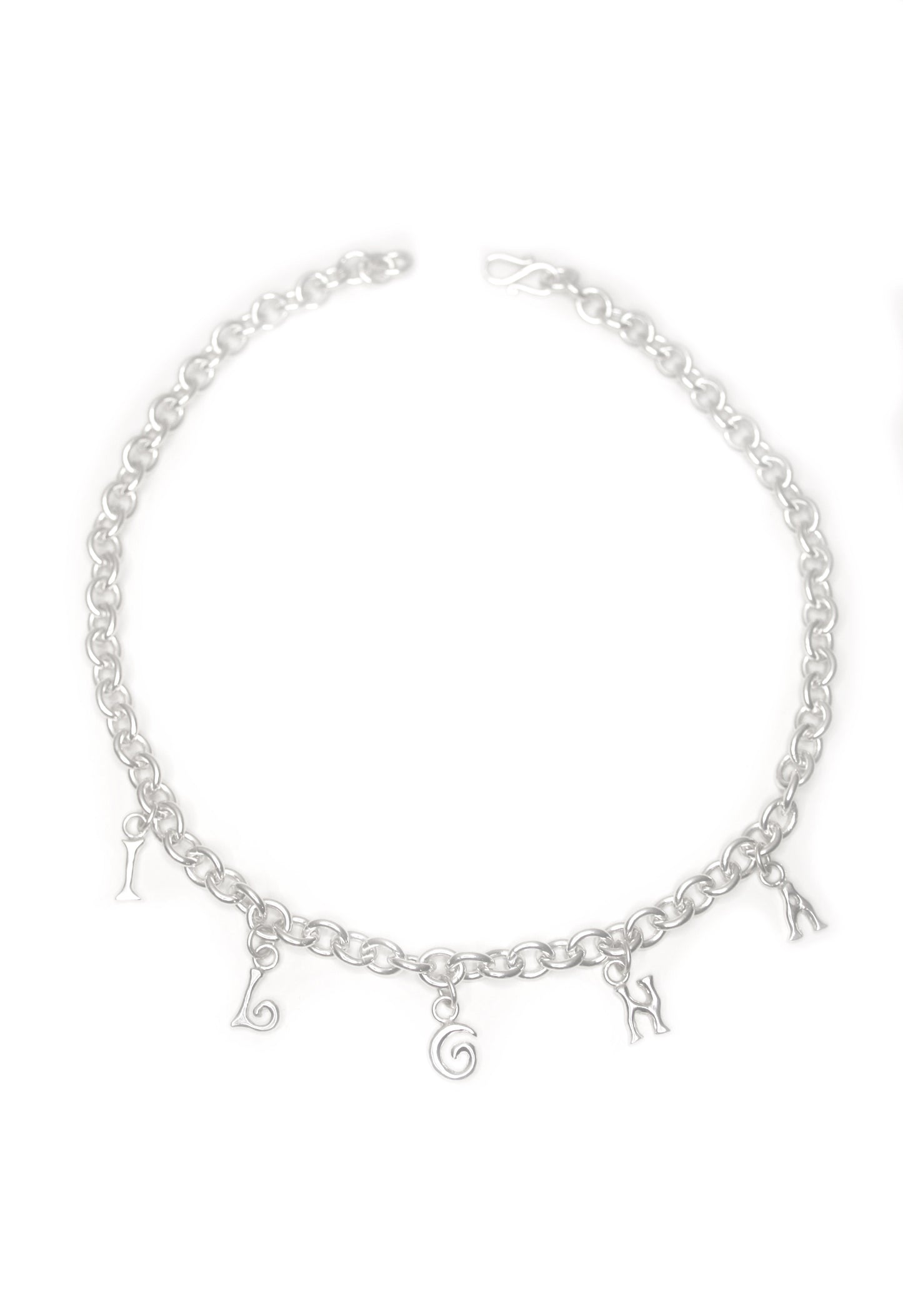 ILONA CHOKER