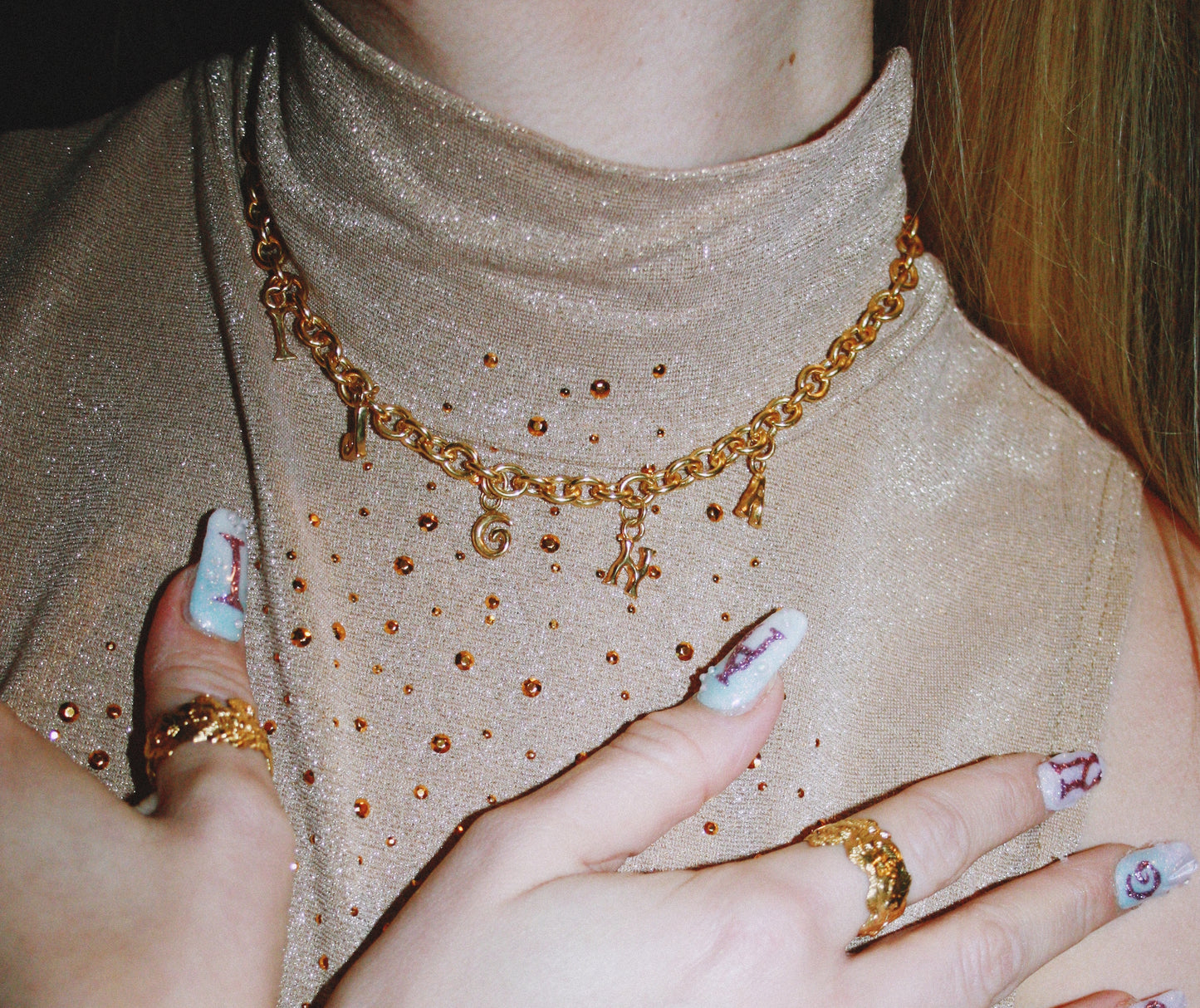 ILONA CHOKER